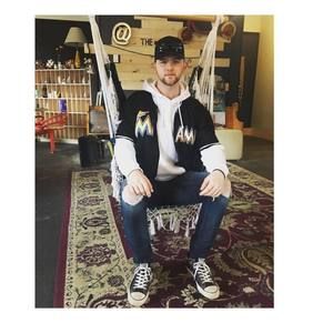 Meet your Posher, Scottie